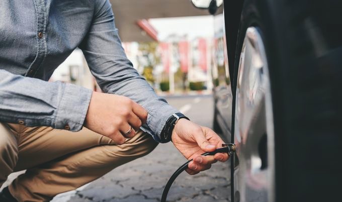 How to Check Tire Pressure