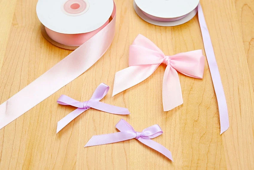 How to Make a Bow with Ribbon